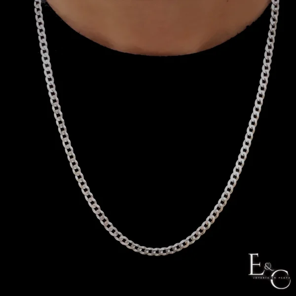 CADENA CUBANA MEDIANA