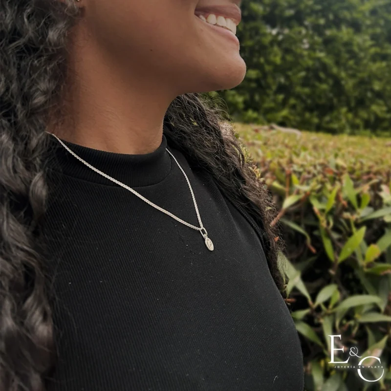 LUZ Y PROTECCIÓN - CHINESCA