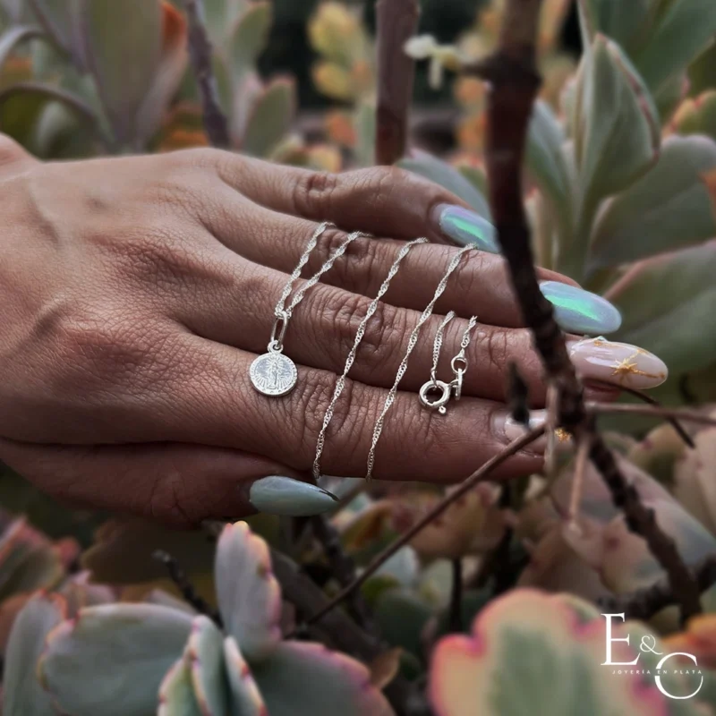 LUZ Y PROTECCIÓN - SINGAPUR